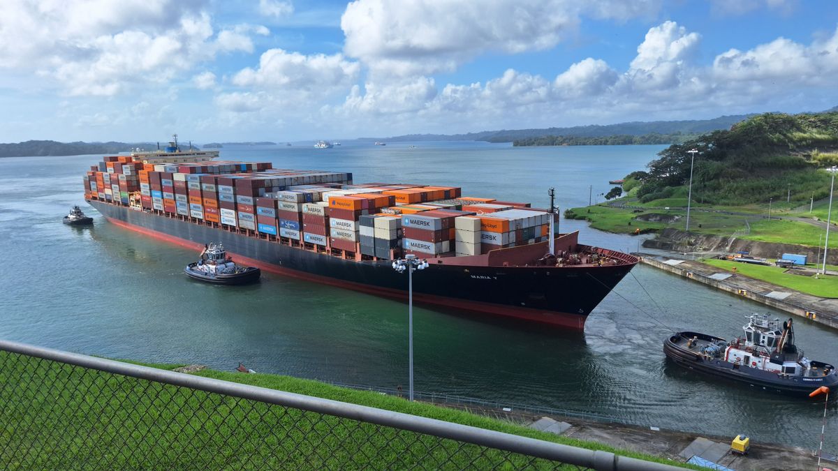 Panama Canal / Gatún Lake